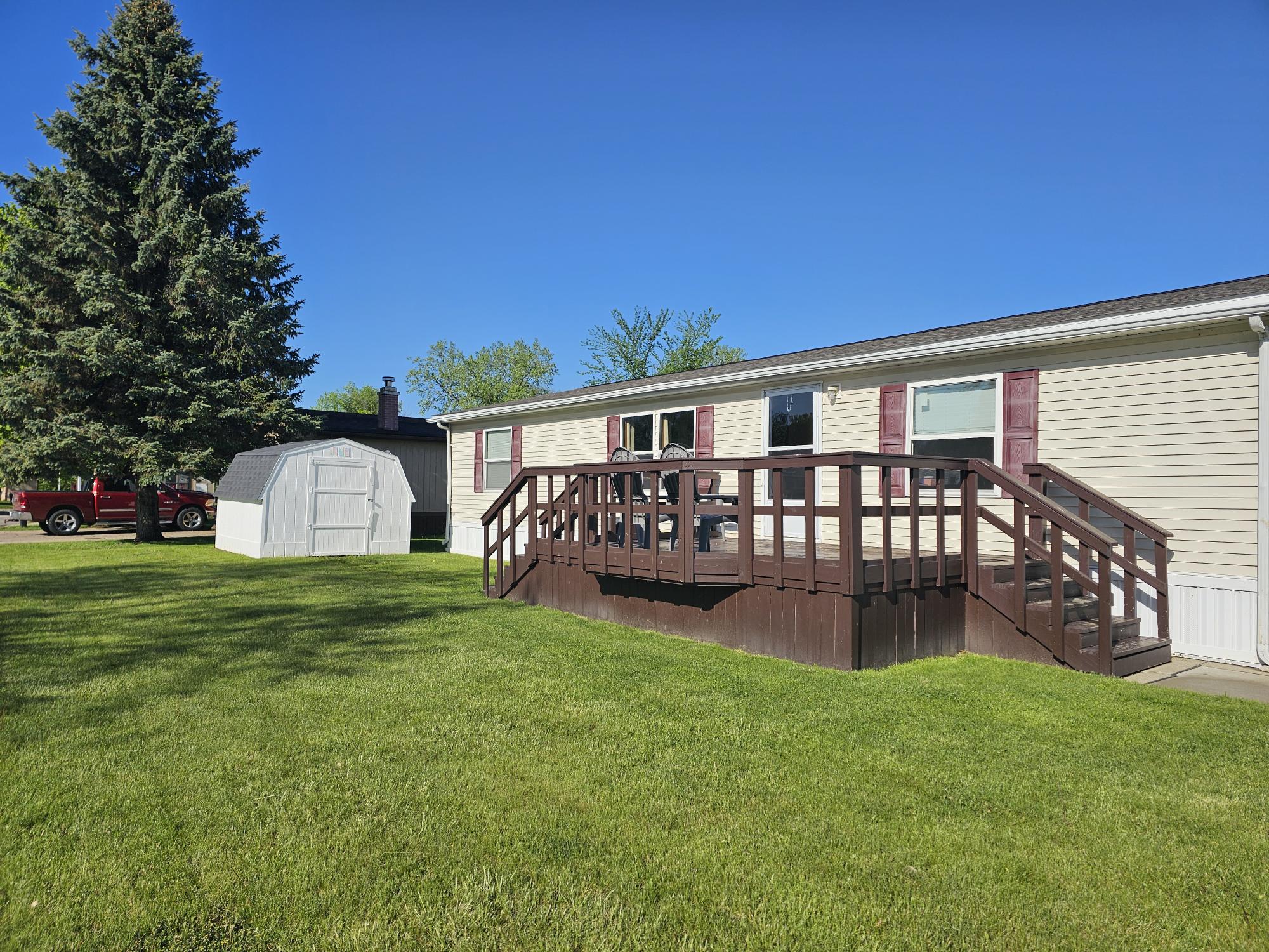 Home Sales MBM Meadowbrook Estates 1805 Fenway , Monroe, Michigan