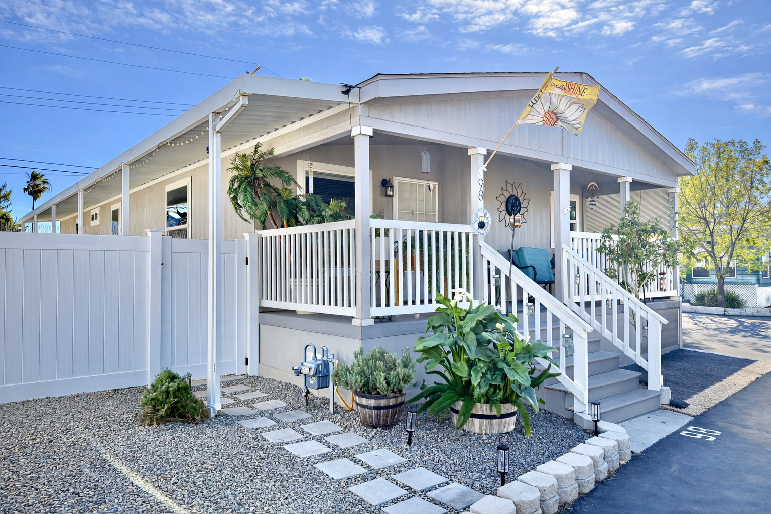 Sunrise Estates Mobile Home Park in Banning, CA | MHVillage
